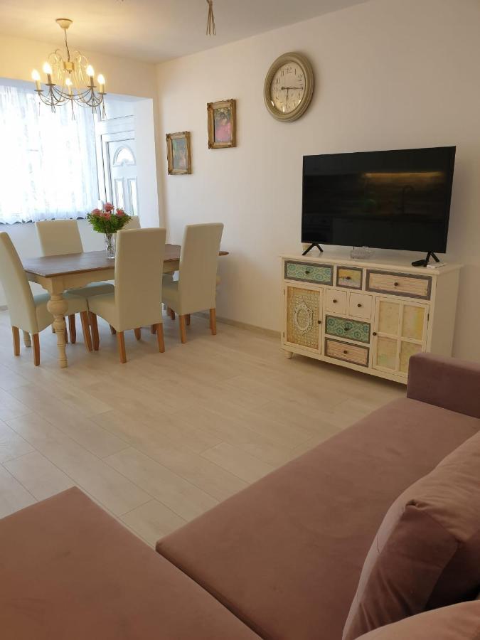 Elizabeth Apartmán *